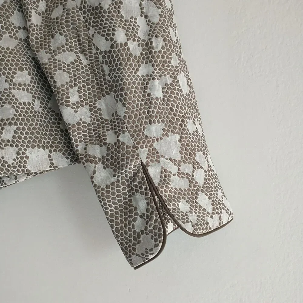 Basler good flat